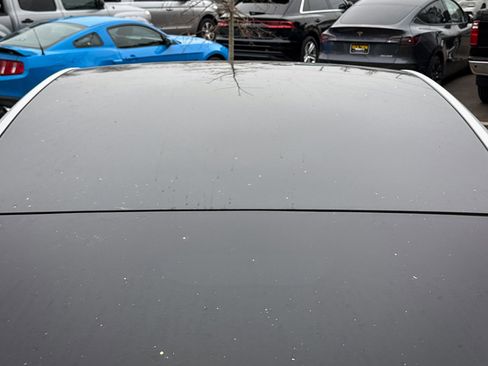 Used 2022 Tesla Model Y Performance image 13