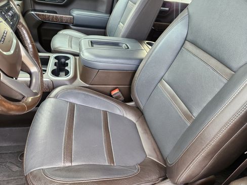 Certified 2022 GMC Sierra 2500 Denali w/ Technology Package image 10