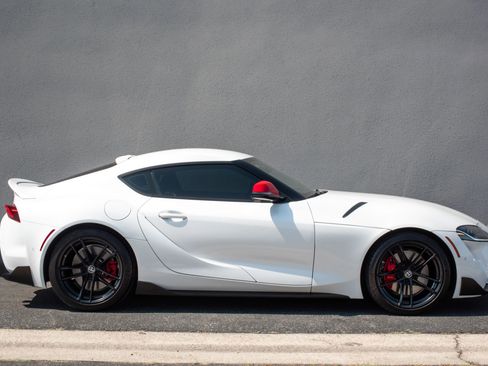 Used 2020 Toyota Supra Launch Edition w/ Driver Assist Package RWD image 8