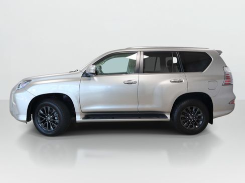 Used 2020 Lexus GX 460 Premium w/ Premium Package AWD/4WD image 2