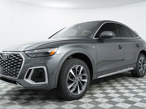 Certified 2023 Audi Q5 2.0T Premium Plus w/ Premium Plus Package image 3