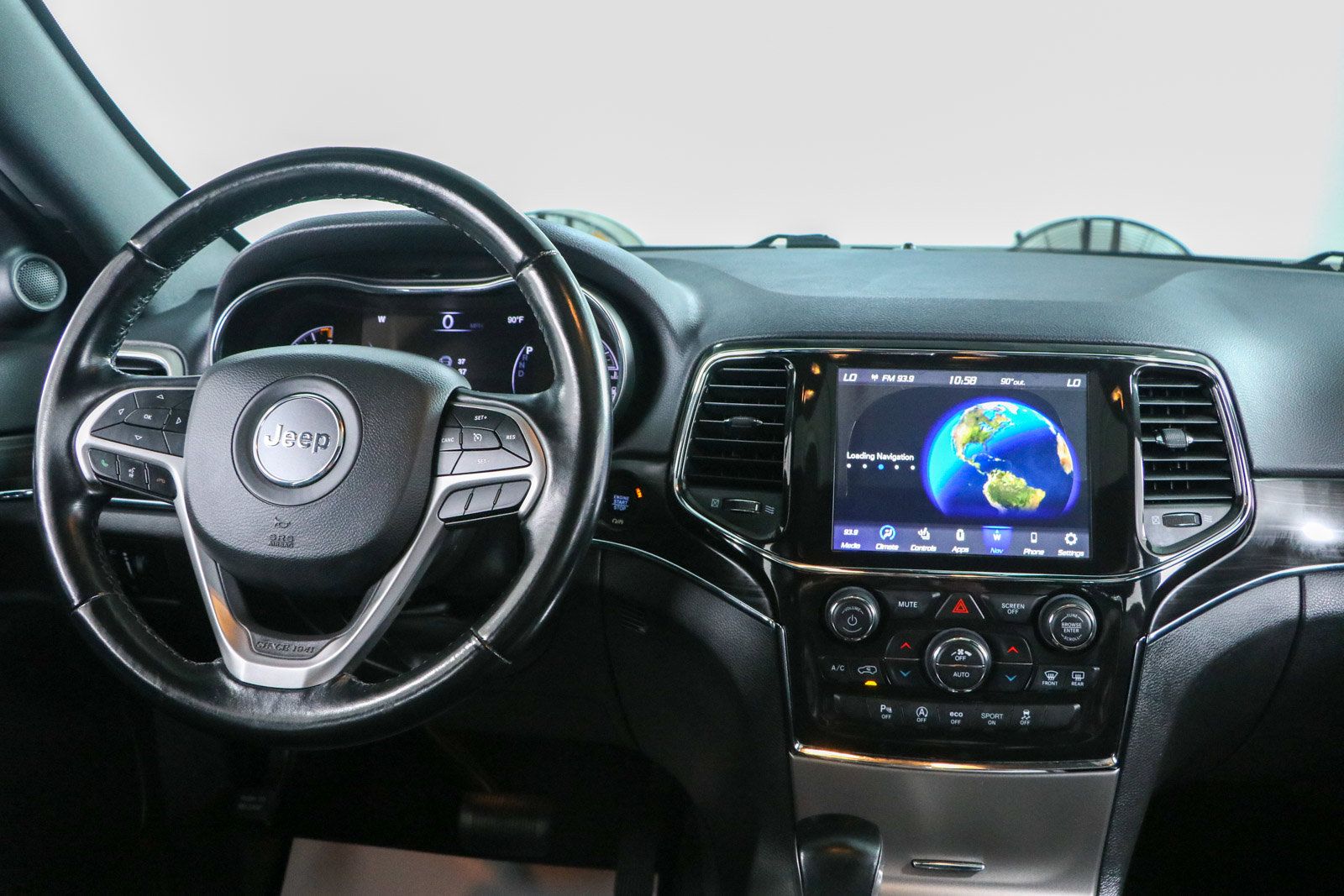 Used 2021 Jeep Grand Cherokee Limited RWD image 17