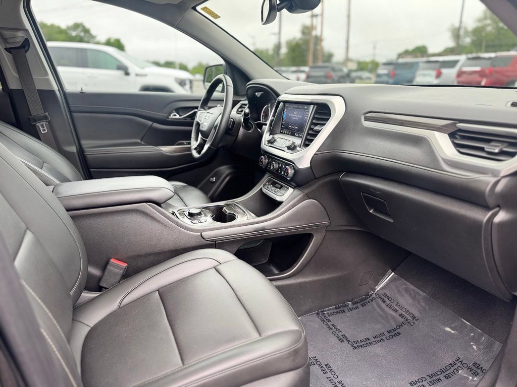 Used 2023 GMC Acadia SLT w/ Preferred Package AWD/4WD image 11