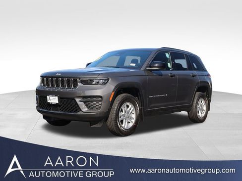 New 2025 Jeep Grand Cherokee Laredo w/ MOPAR Finishing Package image 1