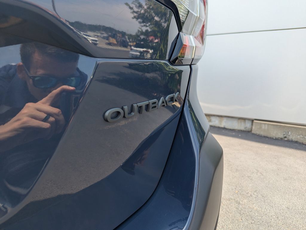 Used 2025 Subaru Outback Onyx Edition AWD/4WD image 50
