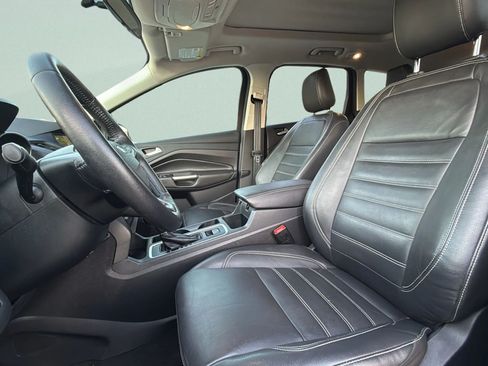 Used 2018 Ford Escape SEL AWD/4WD image 9