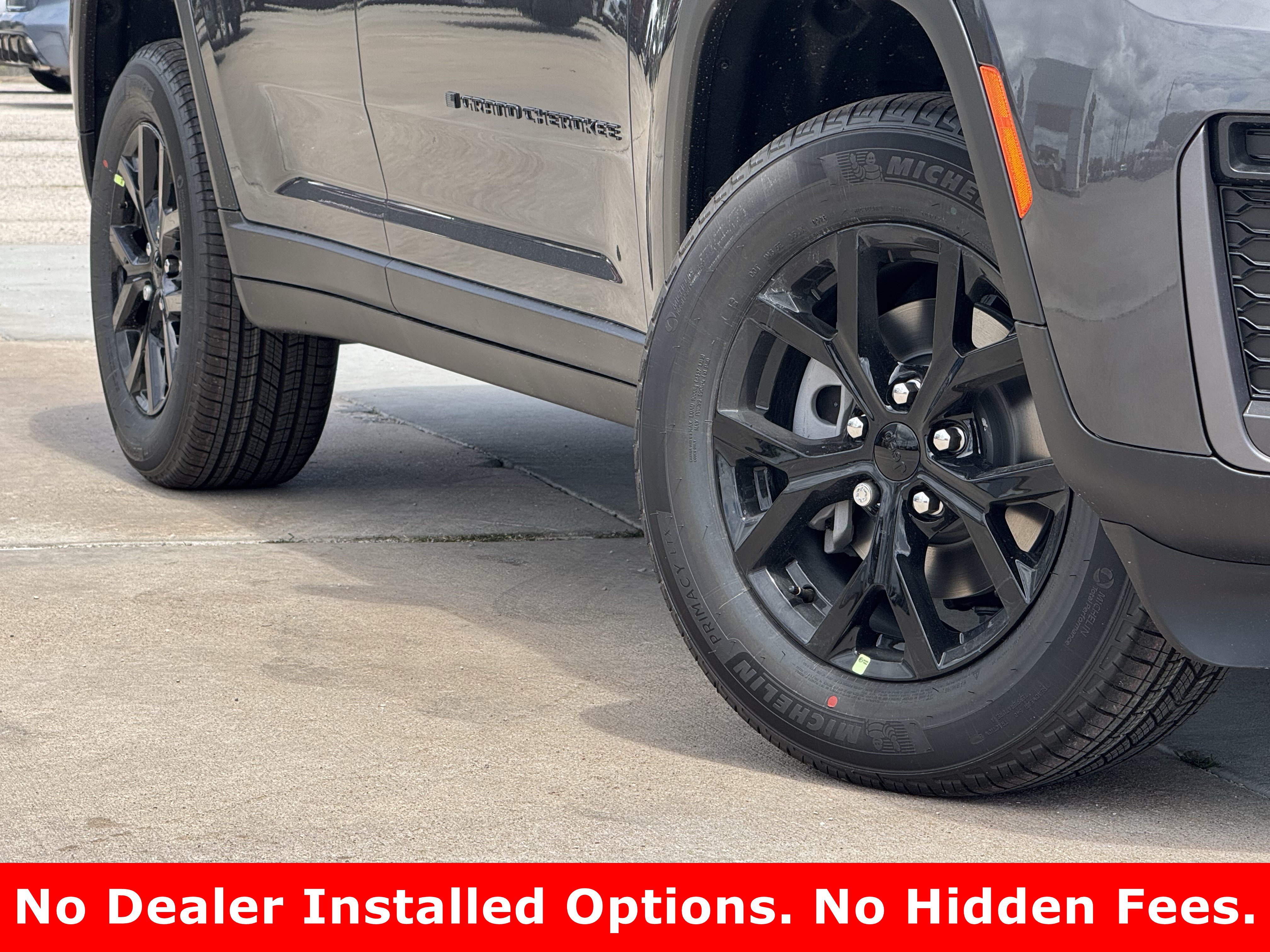 New 2026 Jeep Grand Cherokee Altitude RWD image 12