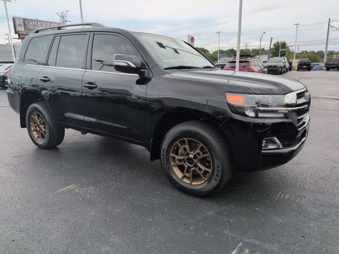 Certified 2020 Toyota Land Cruiser Heritage Edition AWD/4WD image 7