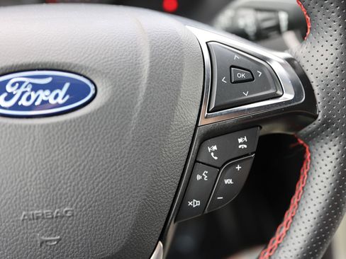 Used 2024 Ford Edge ST-Line AWD/4WD image 39