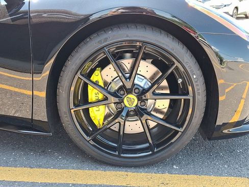 Used 2024 Lotus Emira First Edition image 9