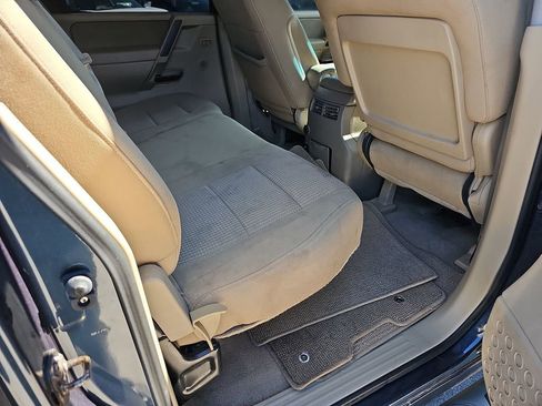 Used 2013 Nissan Titan SV w/ SV Premium Utility Pkg image 14