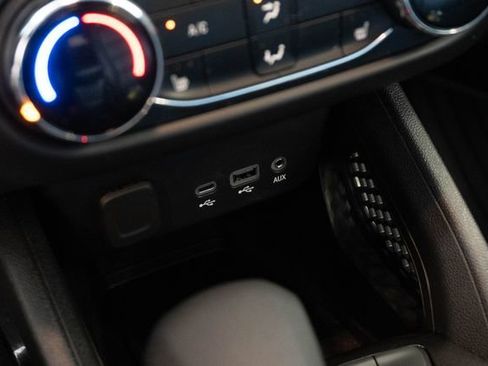 Used 2023 Chevrolet TrailBlazer LT FWD image 24