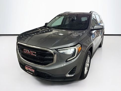 Used 2020 GMC Terrain SLE w/ Driver Convenience Package image 1
