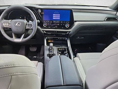 Used 2026 Lexus TX 550h AWD Plug-In Hybrid w/ Technology Package image 17