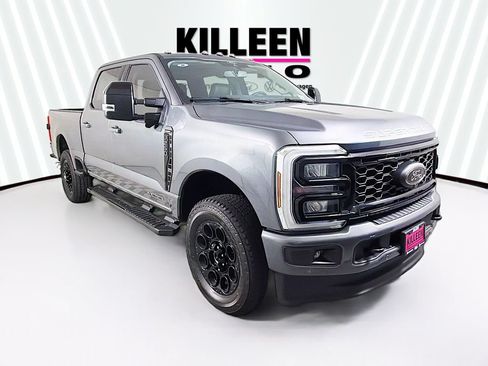 New 2026 Ford F250 Lariat w/ Black Appearance Package AWD/4WD image 1