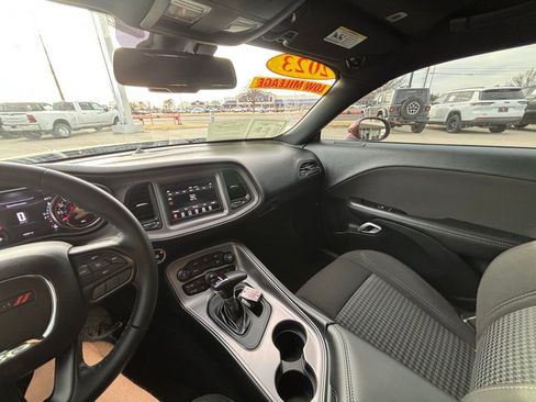 Used 2023 Dodge Challenger SXT image 13