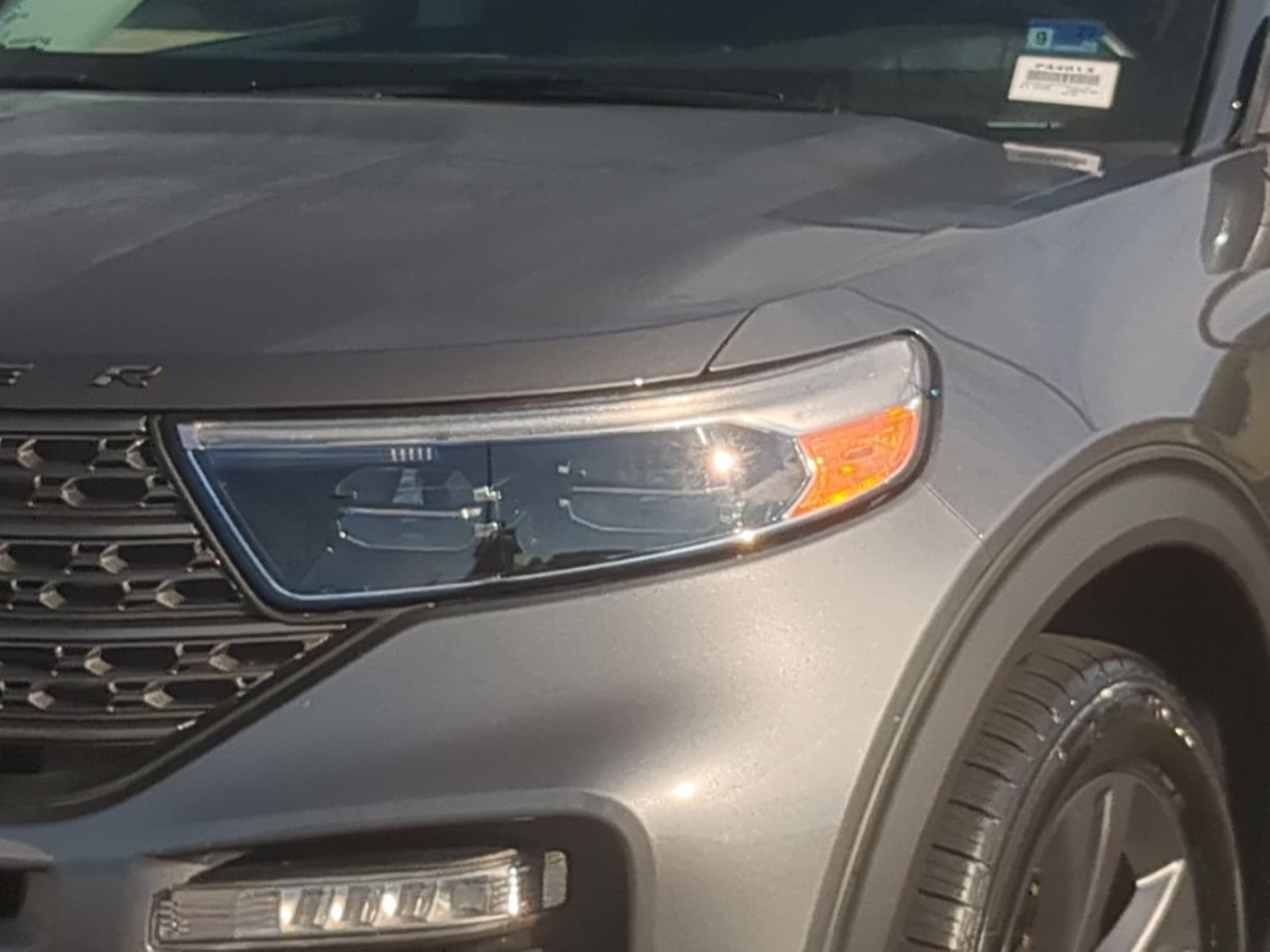 Used 2023 Ford Explorer XLT w/ Equipment Group 202A AWD/4WD image 9