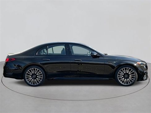 New 2026 Mercedes-Benz E 53 AMG e 4MATIC Sedan image 5
