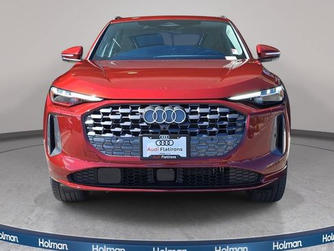 Used 2025 Audi Q5 Premium Plus w/ Premium Plus AWD/4WD image 3