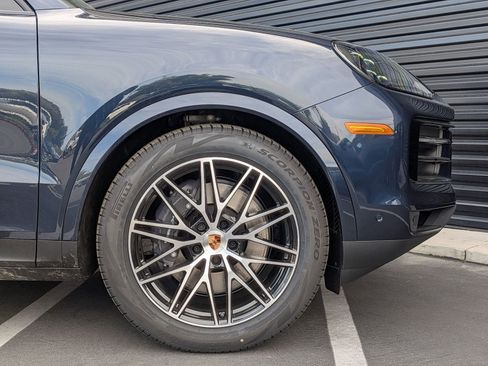 New 2026 Porsche Cayenne image 12