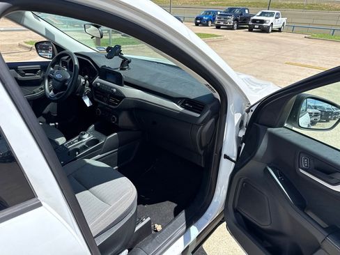 Used 2022 Ford Escape S AWD/4WD image 15