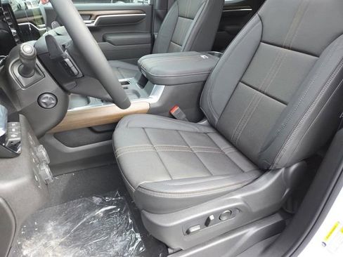 New 2026 Chevrolet Silverado 1500 High Country w/ Technology Package image 36