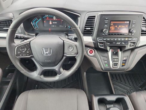Used 2018 Honda Odyssey LX image 6