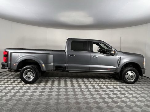 Used 2024 Ford F350 Platinum image 6