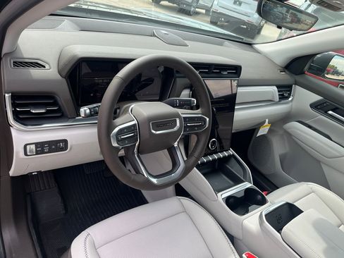 New 2026 GMC Terrain Denali w/ LPO, Floor Liner Package image 14