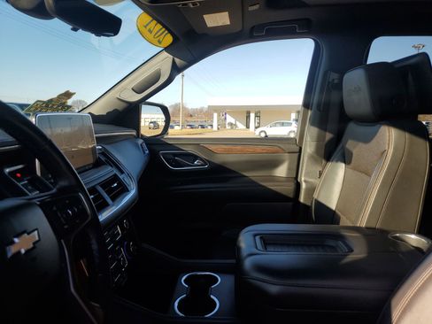 Certified 2021 Chevrolet Tahoe High Country w/ Premium Package image 28