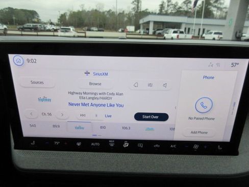 New 2025 Ford Maverick XLT w/ XLT Luxury Package image 24