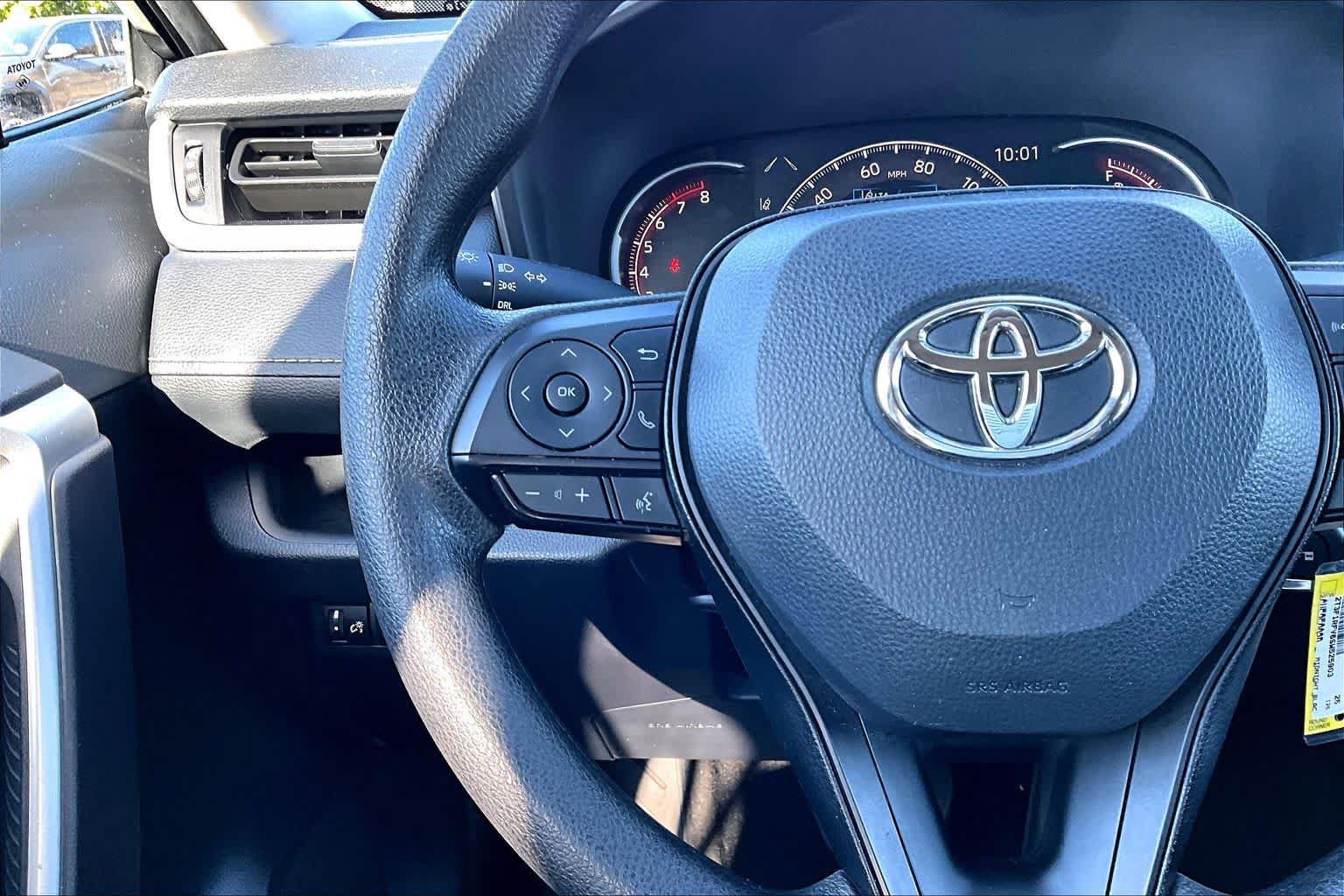 Certified 2025 Toyota RAV4 LE AWD/4WD image 23