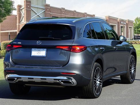 Used 2023 Mercedes-Benz GLC 300 image 6