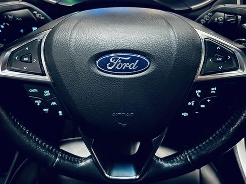 Used 2020 Ford Edge SEL w/ Convenience Package FWD image 32