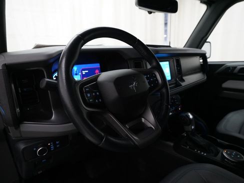 Used 2022 Ford Bronco Black Diamond AWD/4WD image 8