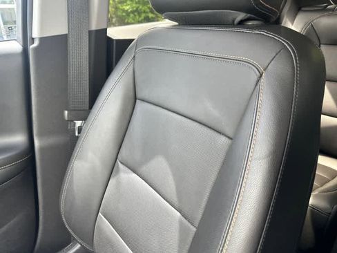 Used 2019 Chevrolet Equinox Premier FWD image 22
