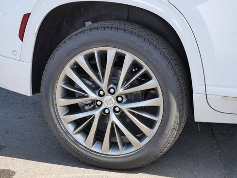 New 2026 Buick Enclave Avenir w/ Super Cruise Package AWD/4WD image 20