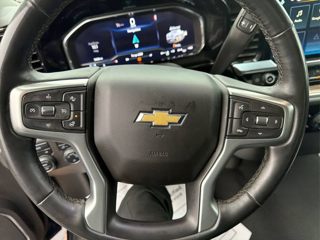 Used 2024 Chevrolet Silverado 1500 LT AWD/4WD image 14
