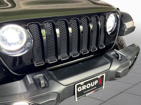 Used 2023 Jeep Wrangler Unlimited Sport AWD/4WD image 29