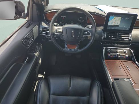 Used 2020 Lincoln Navigator Reserve w/ Equipment Group 208A Reserve AWD/4WD image 12