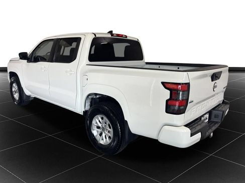 Used 2024 Nissan Frontier SV w/ Technology Package AWD/4WD image 3