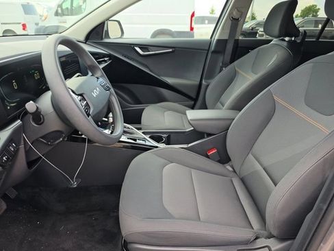 Used 2026 Kia Niro LX FWD image 6