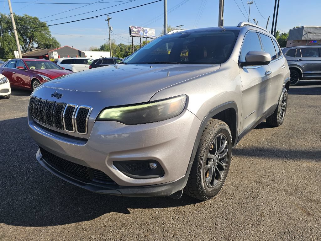 Used 2019 Jeep Cherokee Latitude w/ Popular Appearance Group AWD/4WD image 8