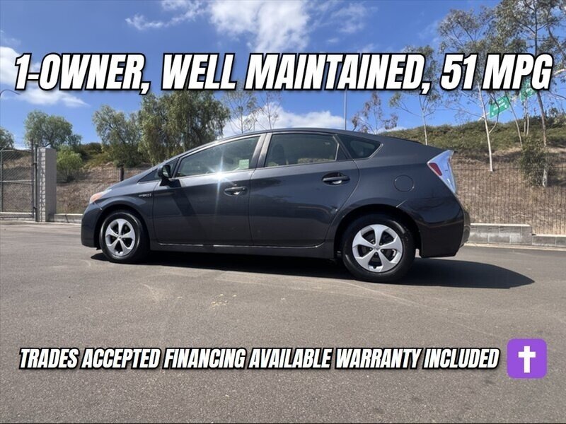 Used 2015 Toyota Prius Two FWD image 1