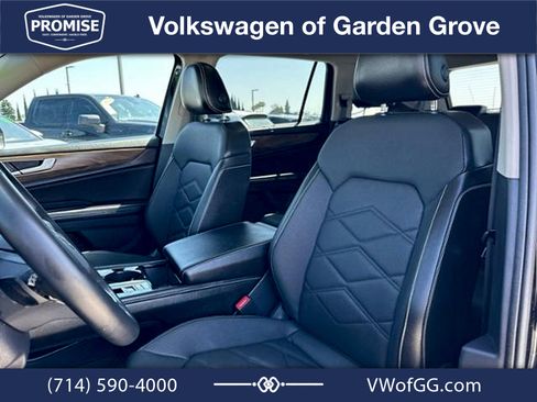 Used 2024 Volkswagen Atlas SE FWD image 18