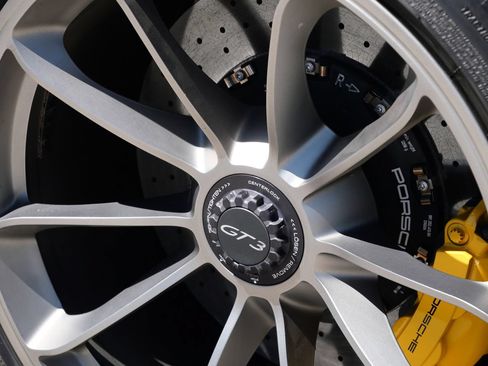 Used 2014 Porsche 911 GT3 RWD image 12