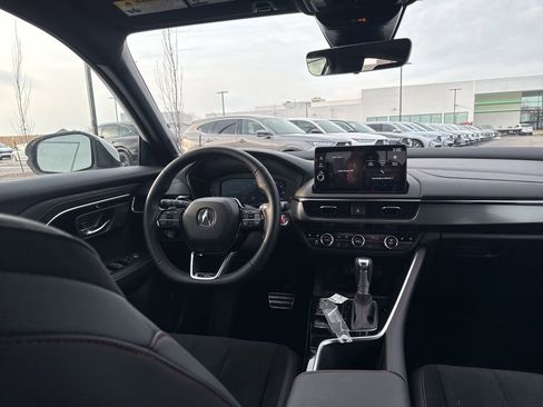 Used 2025 Acura ADX A-Spec image 14