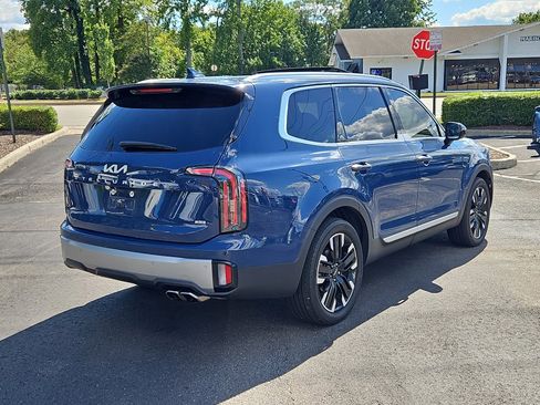 Used 2023 Kia Telluride SX Prestige image 3