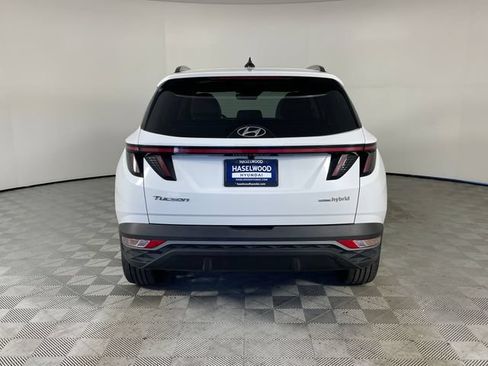 Certified 2024 Hyundai Tucson SEL AWD/4WD image 16