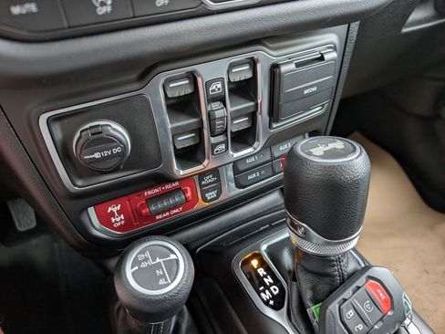 New 2026 Jeep Wrangler Unlimited Rubicon image 28